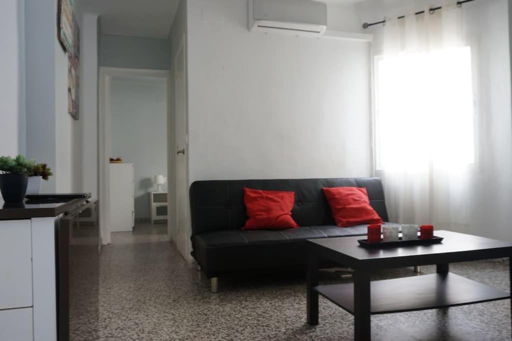 Malaga Center Apartment Bagian luar foto