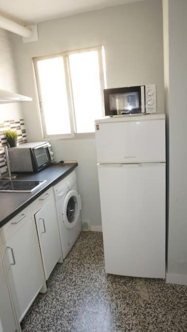 Malaga Center Apartment Bagian luar foto